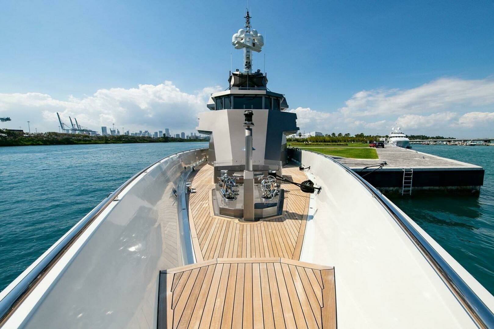 2004 Oceanfast — - Image 17