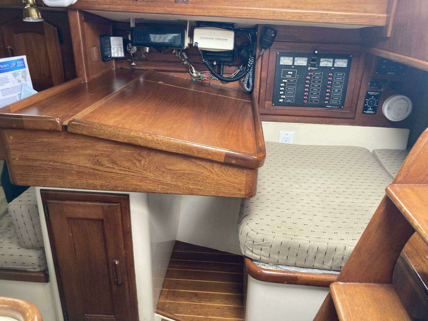 1990 Pacific Seacraft 34 Voyager - Image 12