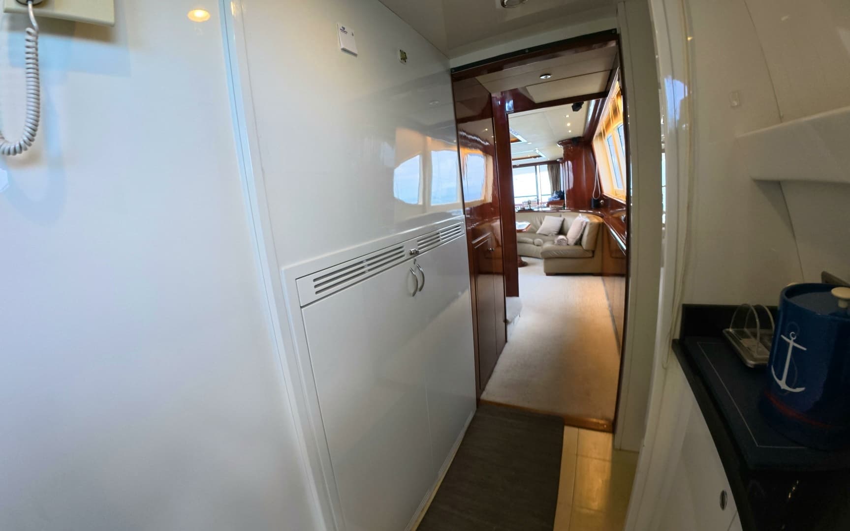 2005 Falcon Falcon 102 Flybridge - Image 30