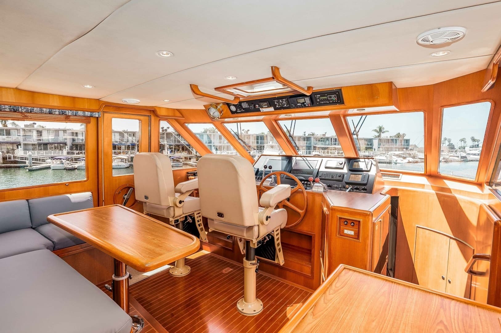 2005 Offshore Yachts Pilothouse - Image 25
