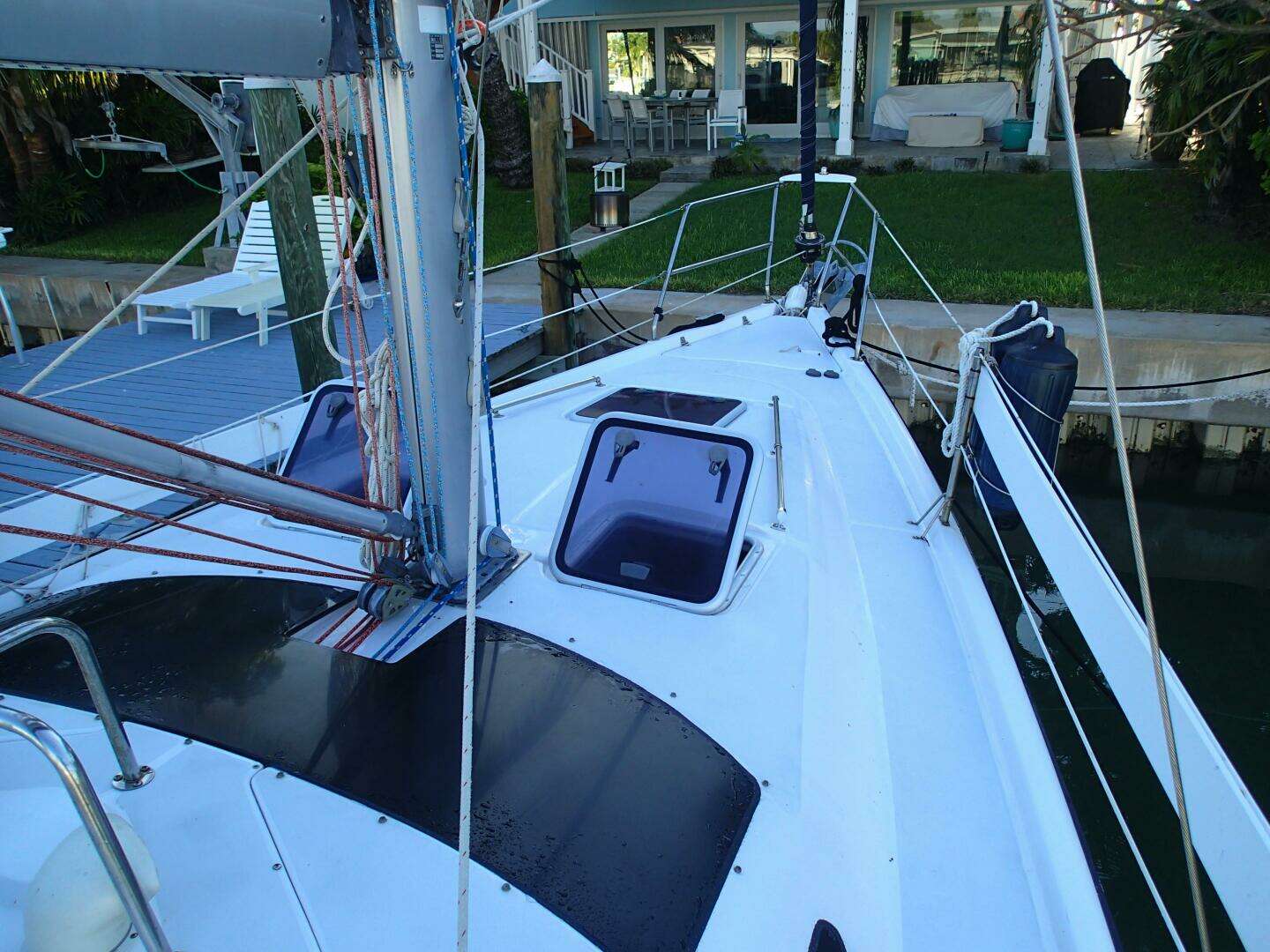 1997 Hunter 376 - Image 12