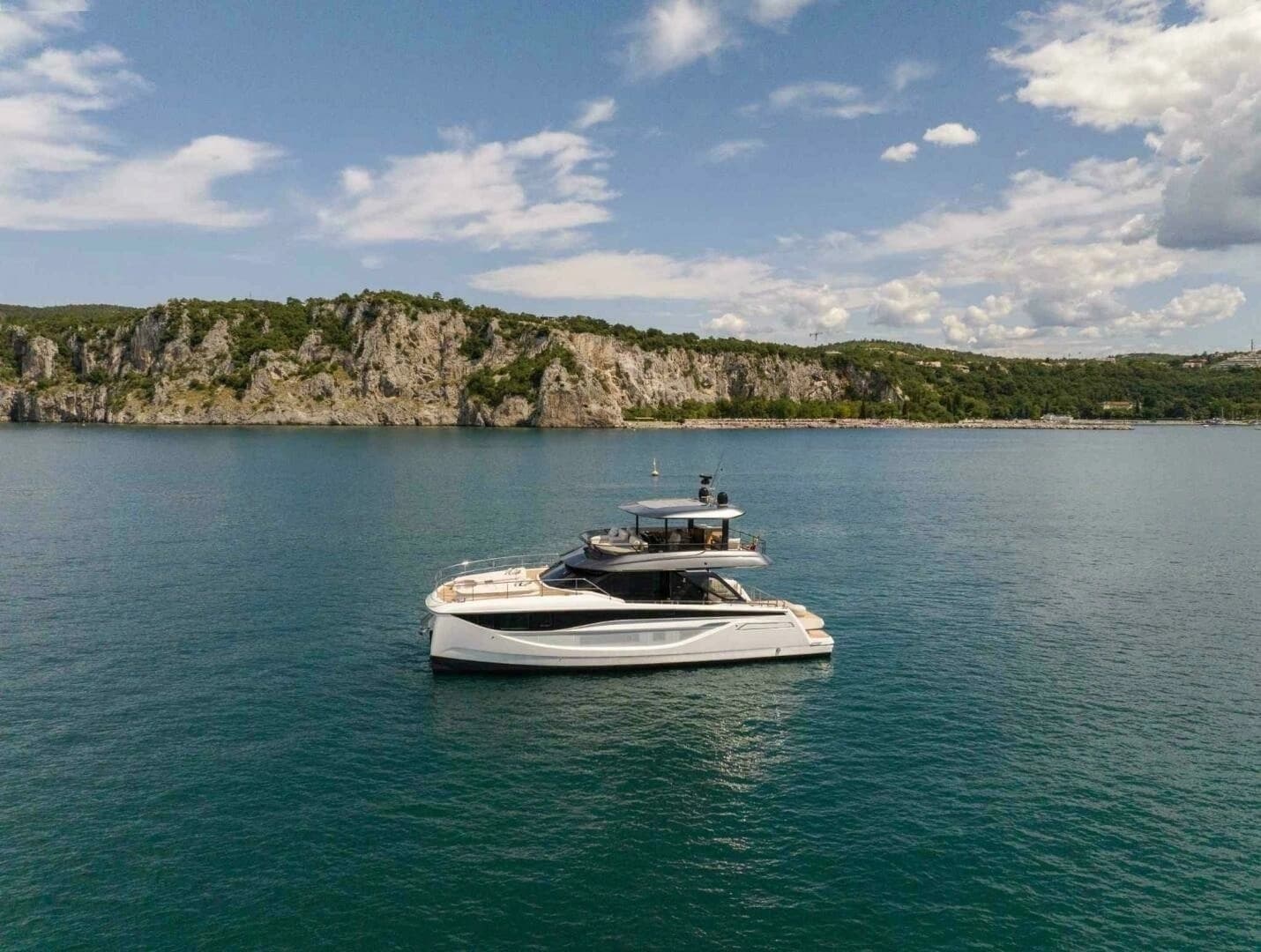 2026 Prestige M7 - Image 42