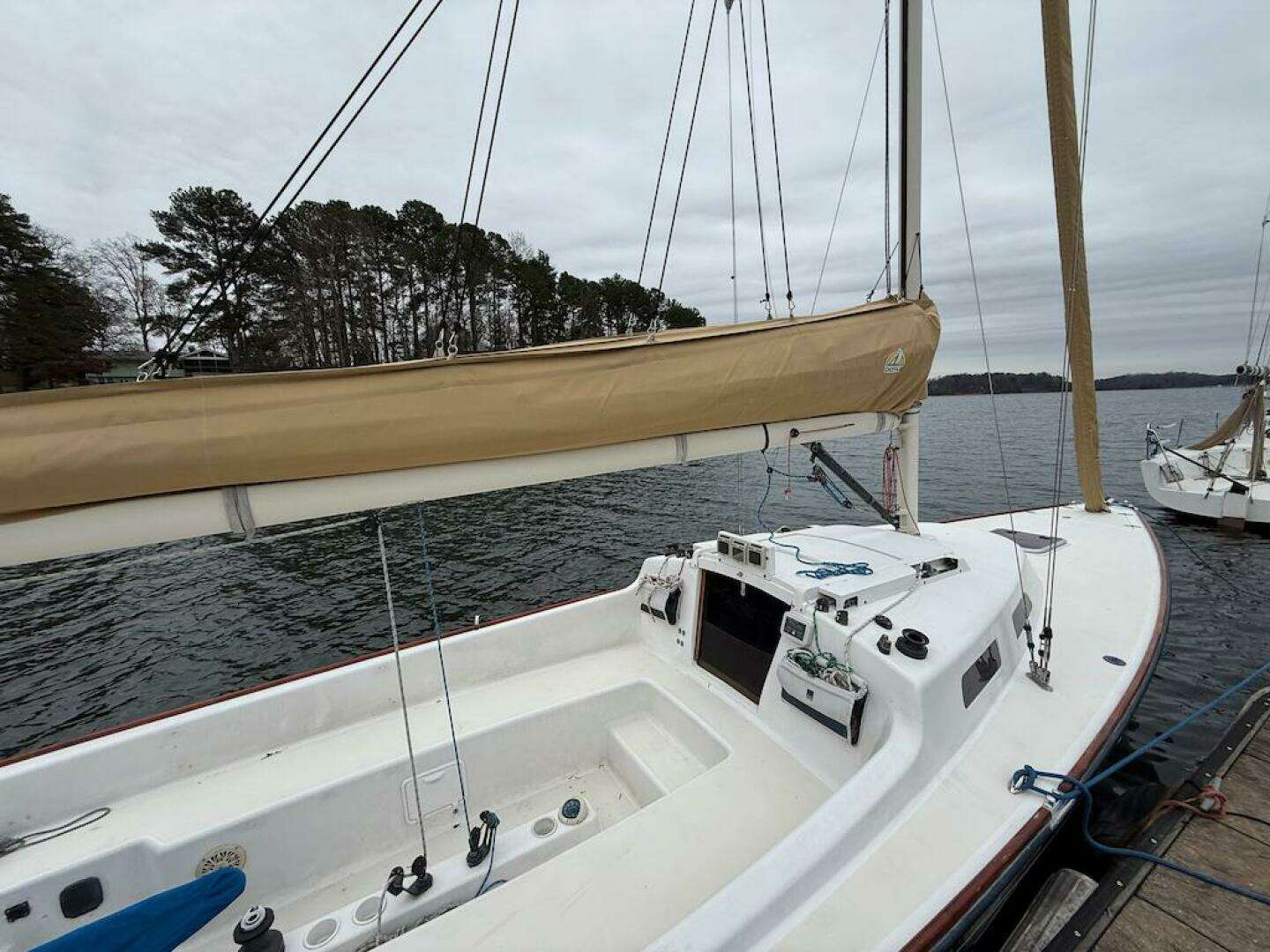 2008 e Sailing Yachts e33 - Image 12