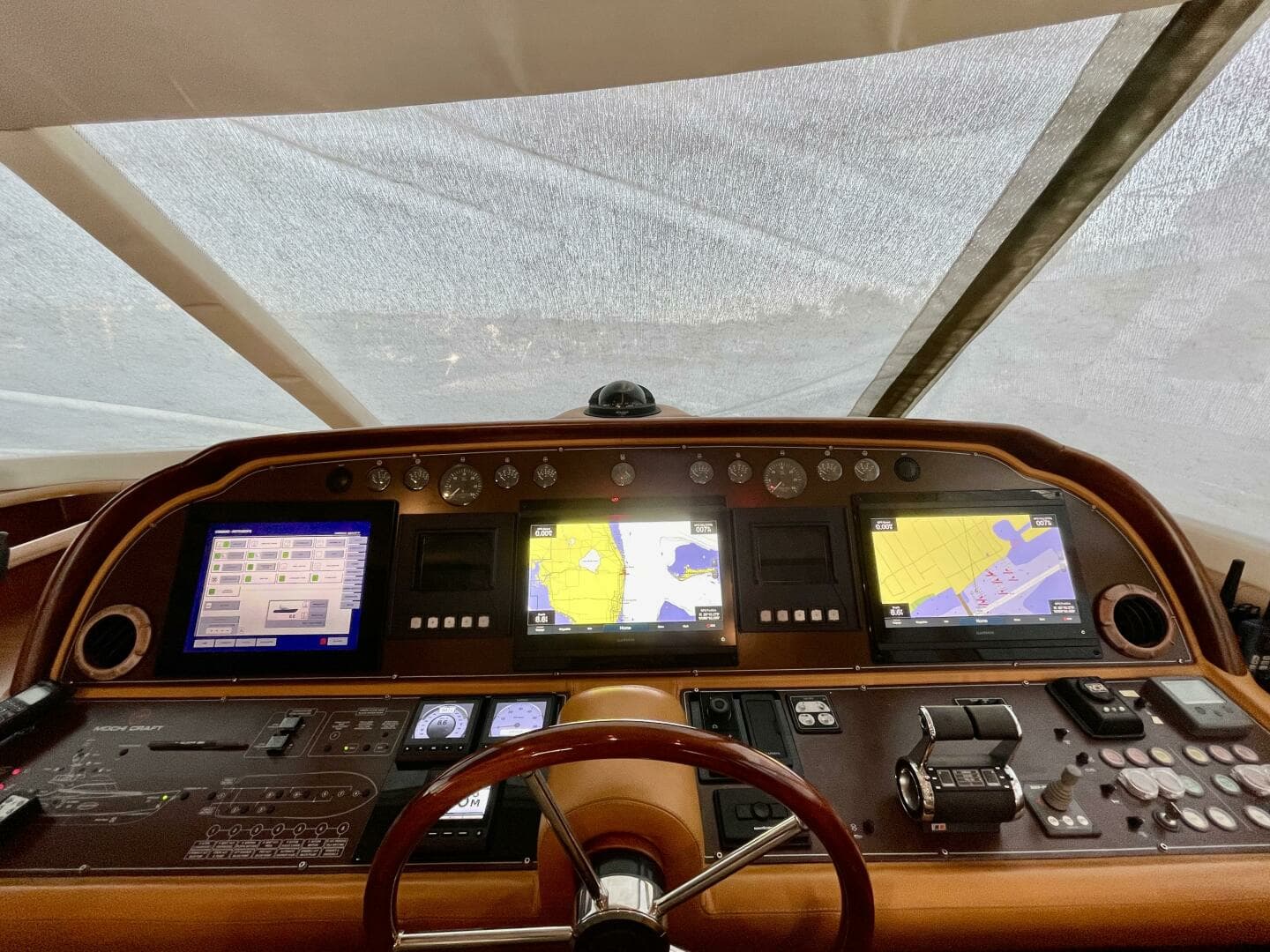 2006 Mochi Craft 74' Dolphin - Image 17