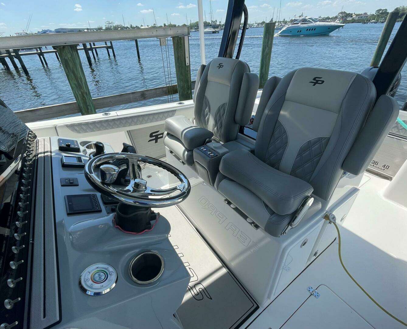 2023 Sea Pro 320 DLX - Image 25