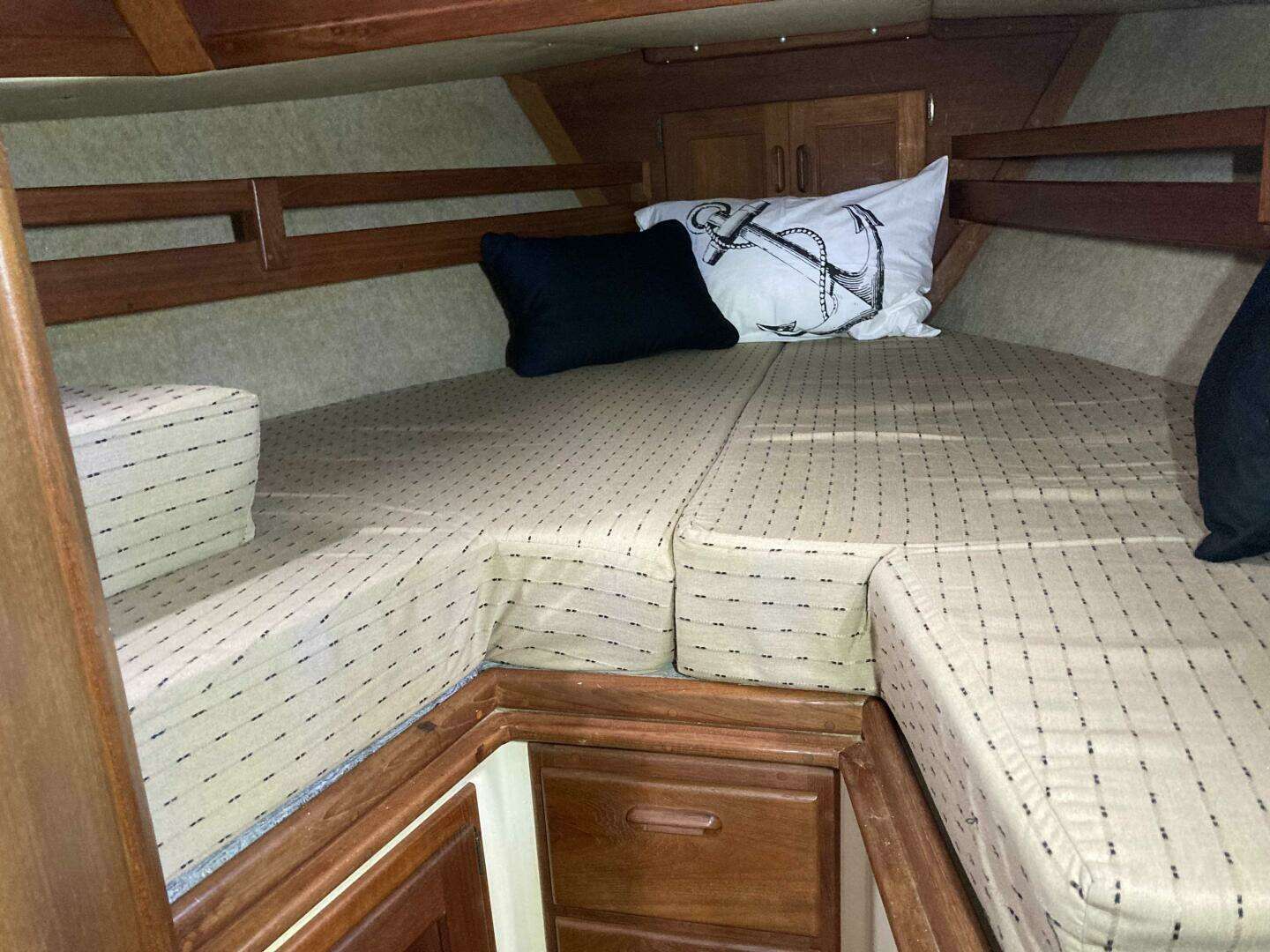 1990 Pacific Seacraft 34 Voyager - Image 16