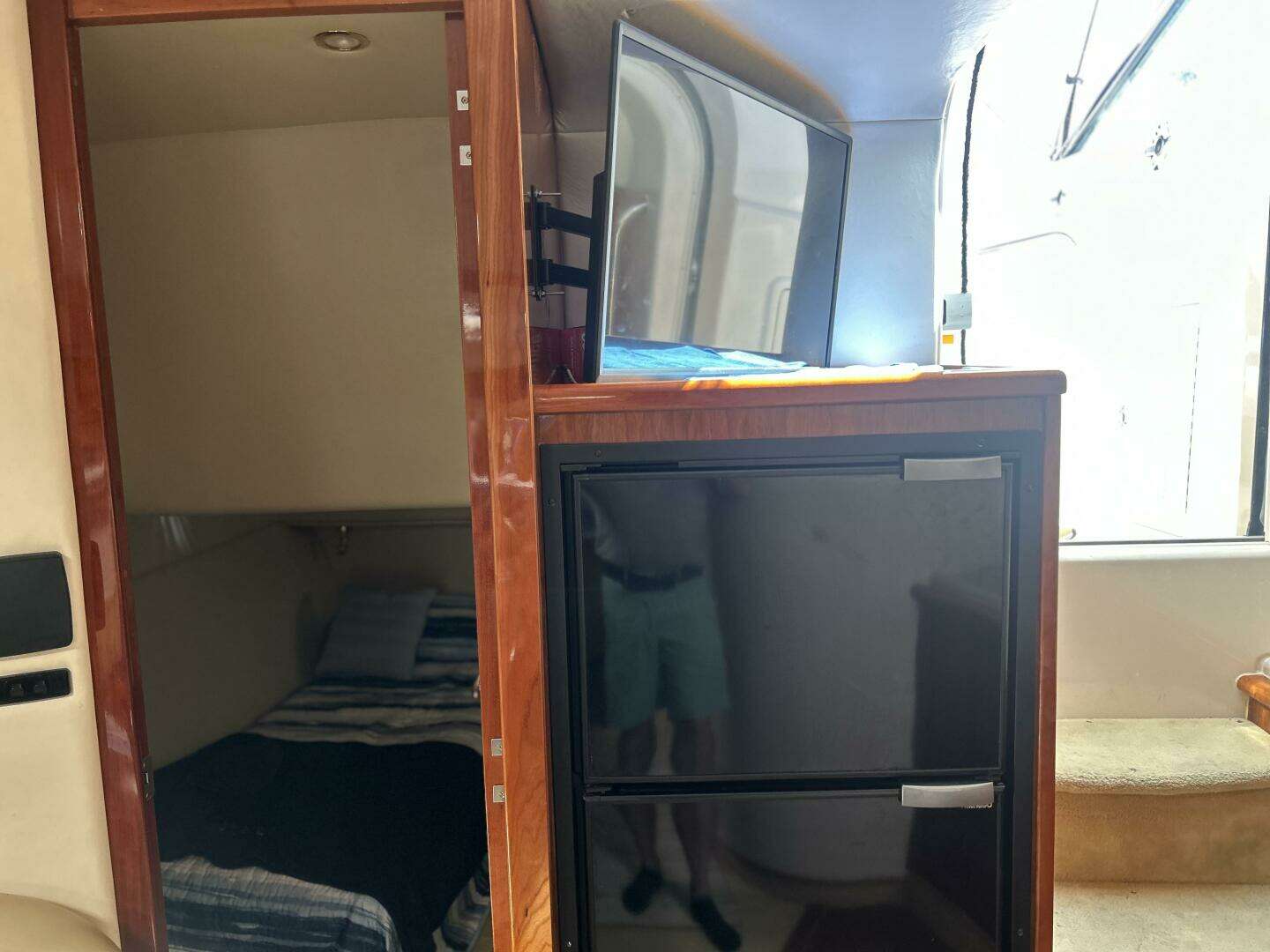 2004 Wellcraft Excalibur - Image 35
