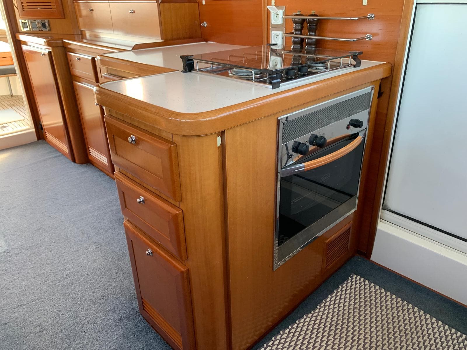 2007 Beneteau Swift Trawler 42 - 57