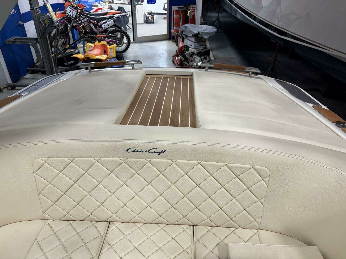 2020 Chris-Craft — - Image 38