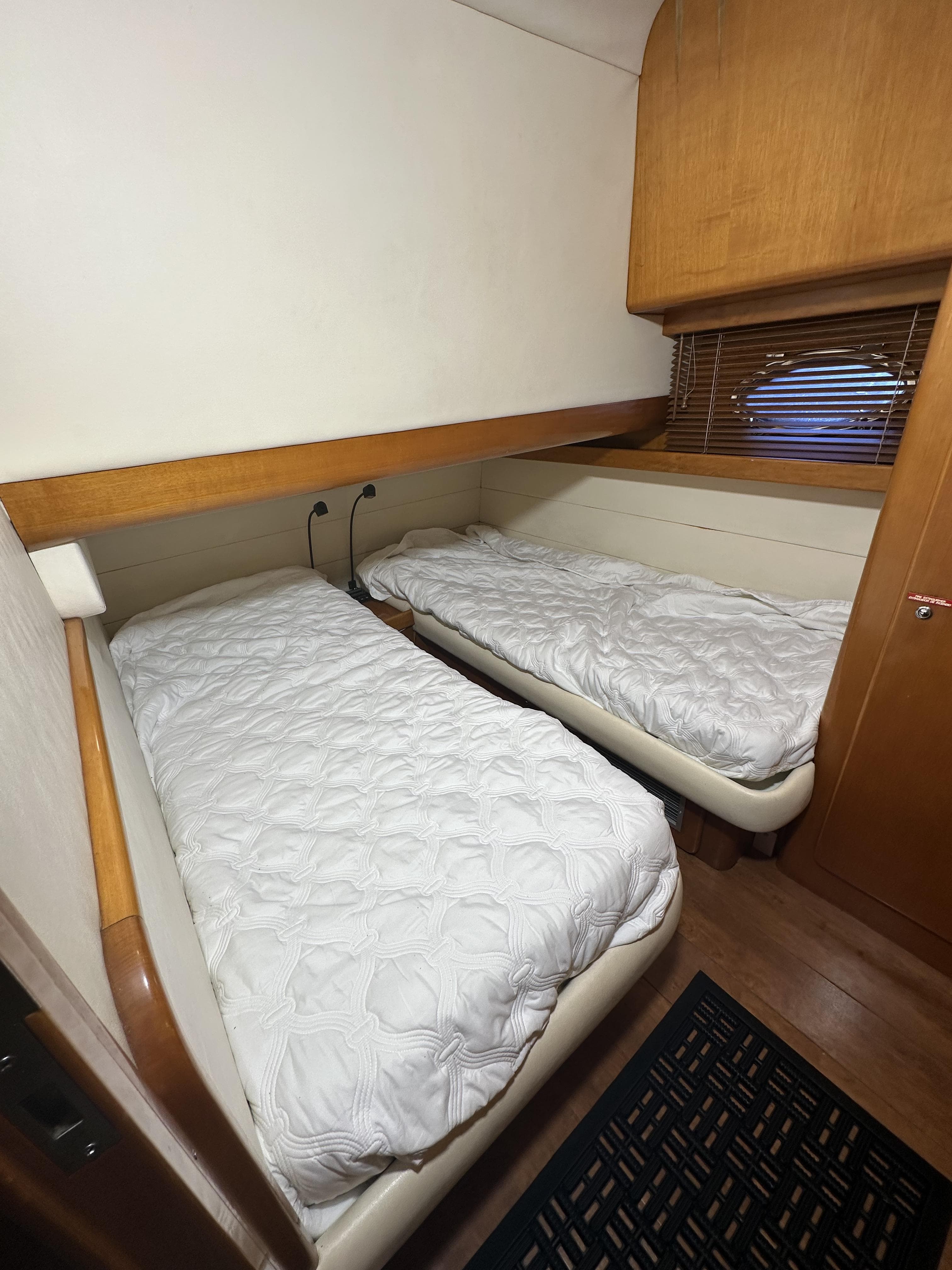 1999 Uniesse 57 Open - 67