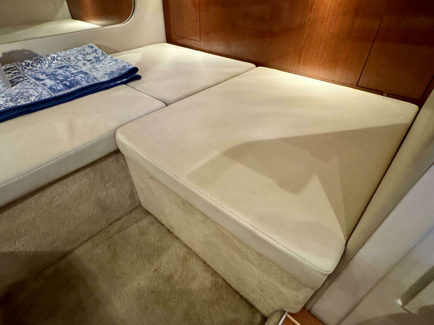 2006 Regal 3360 Window Express - Image 49