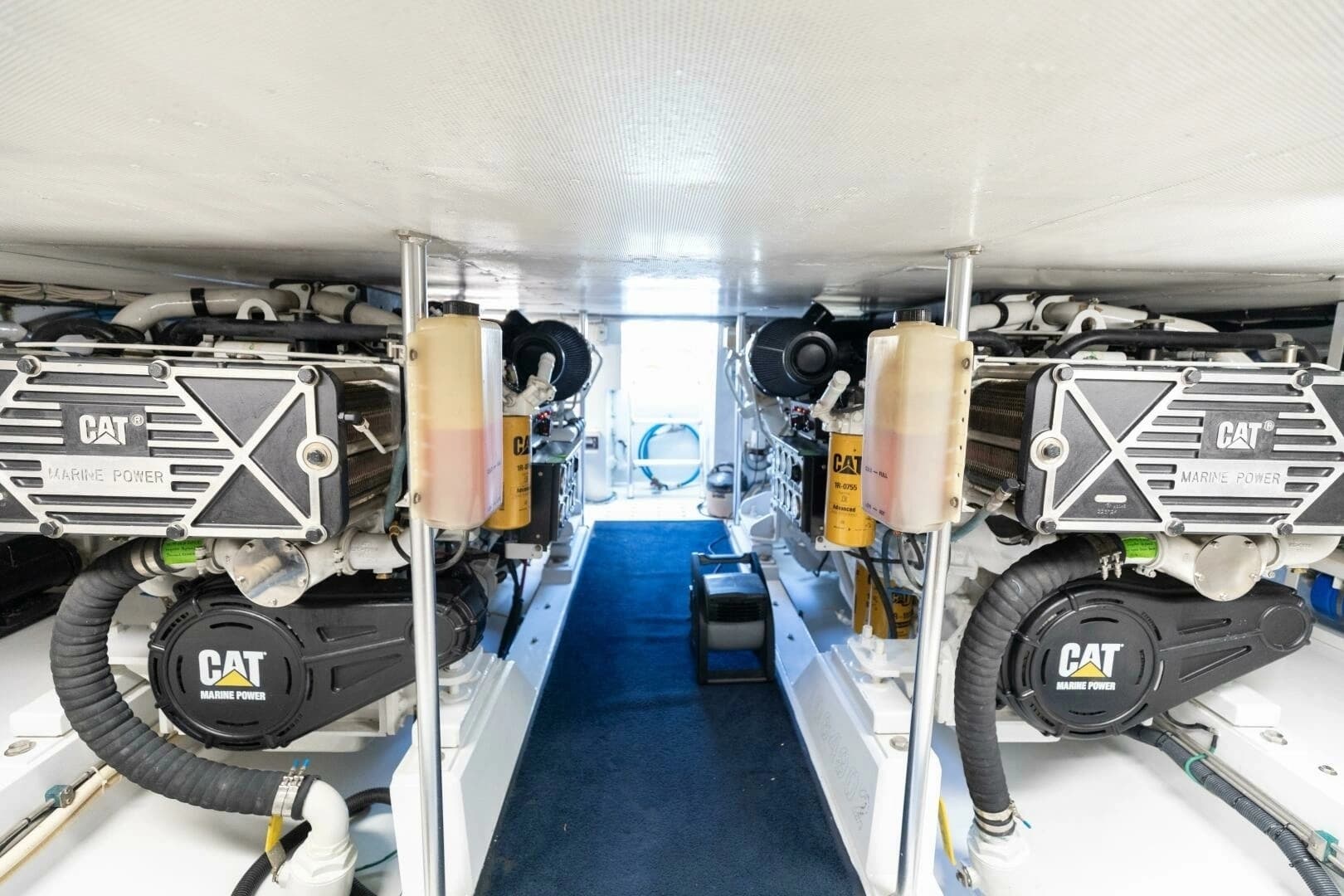 1998 Miller Marine 60 Convertible - Image 36