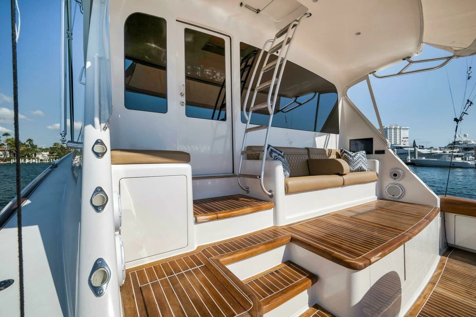 2011 Viking 76 Enclosed Bridge - Image 52