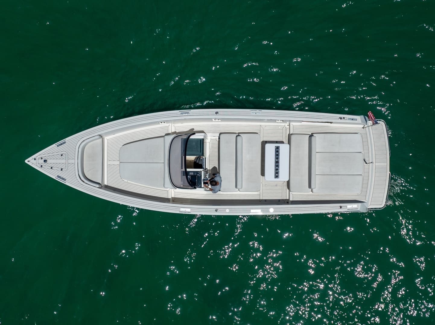 2014 VanDutch 40 - Image 8