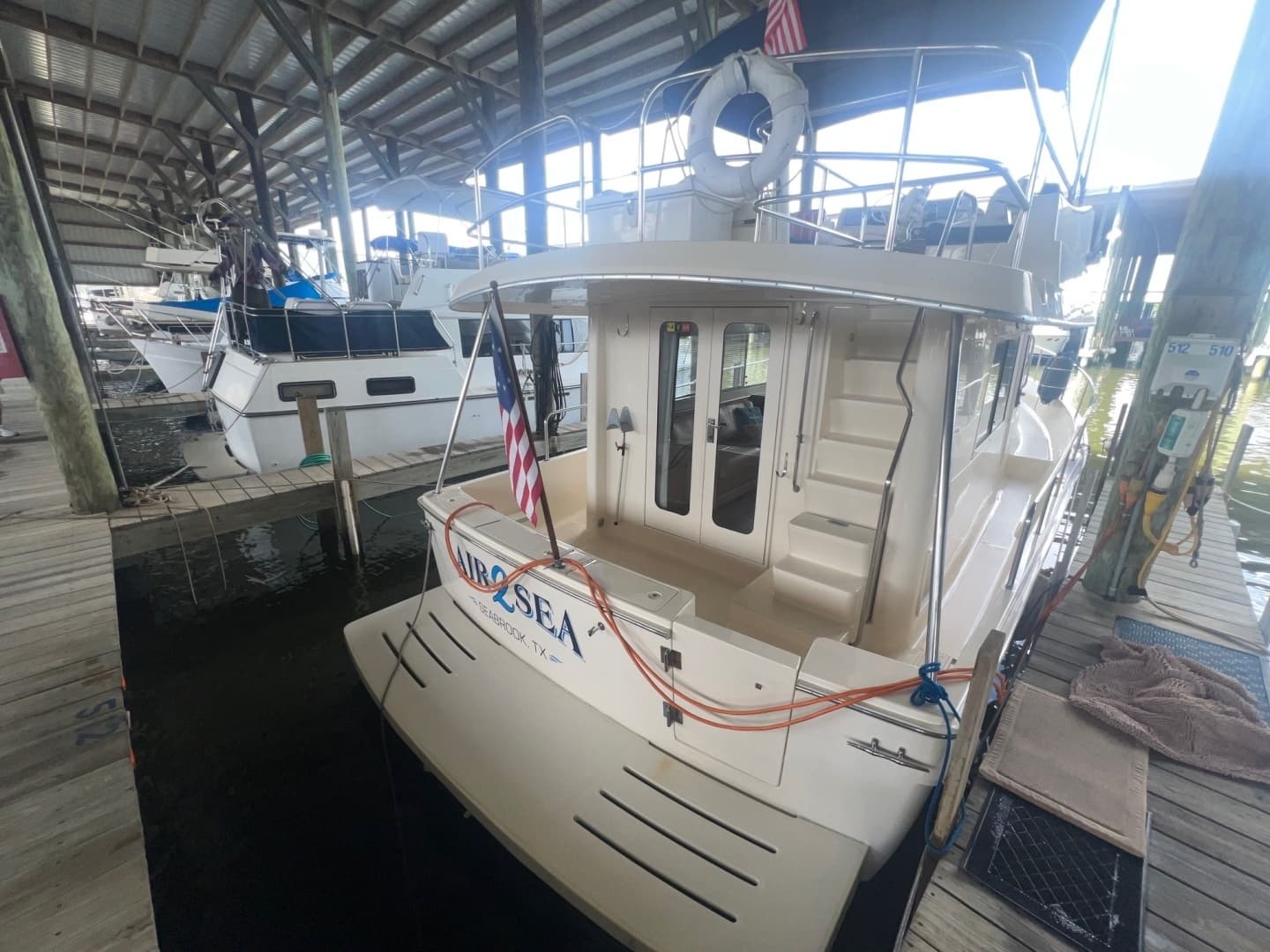 2006 Mainship 34 Trawler - Image 10