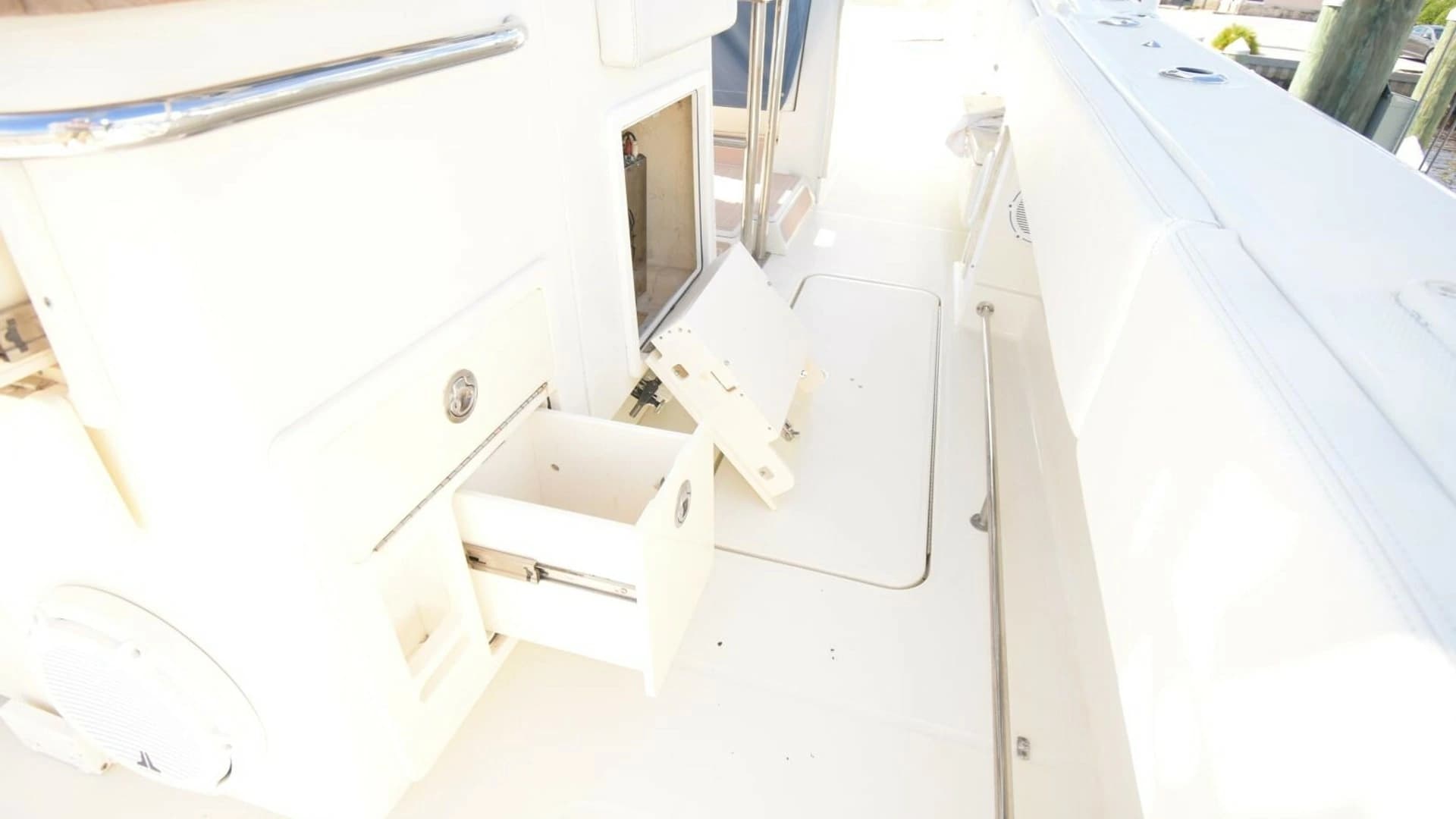 2012 Hydra-Sports 4200 SF - Image 12