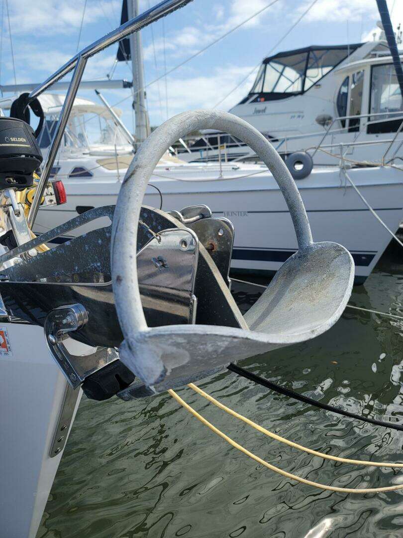 2015 Catalina 445 - Image 47