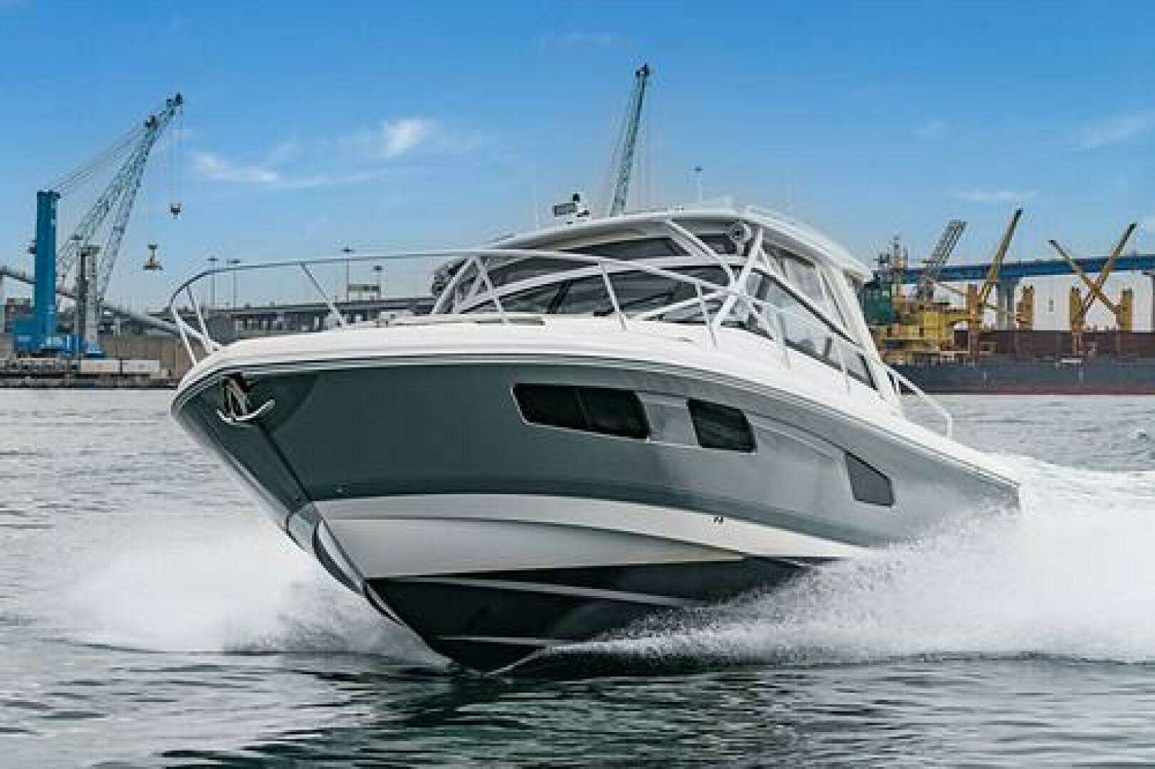 2022 Intrepid 477 Evolution - Image 2
