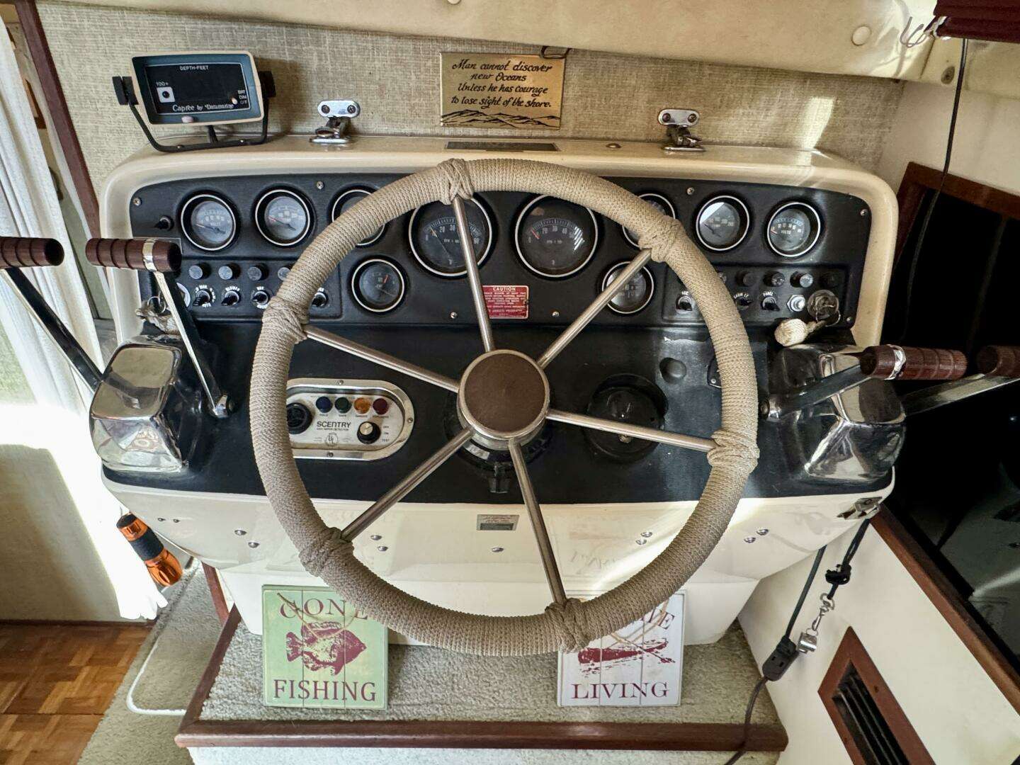 1979 Silverton 34 Convertible - Image 38