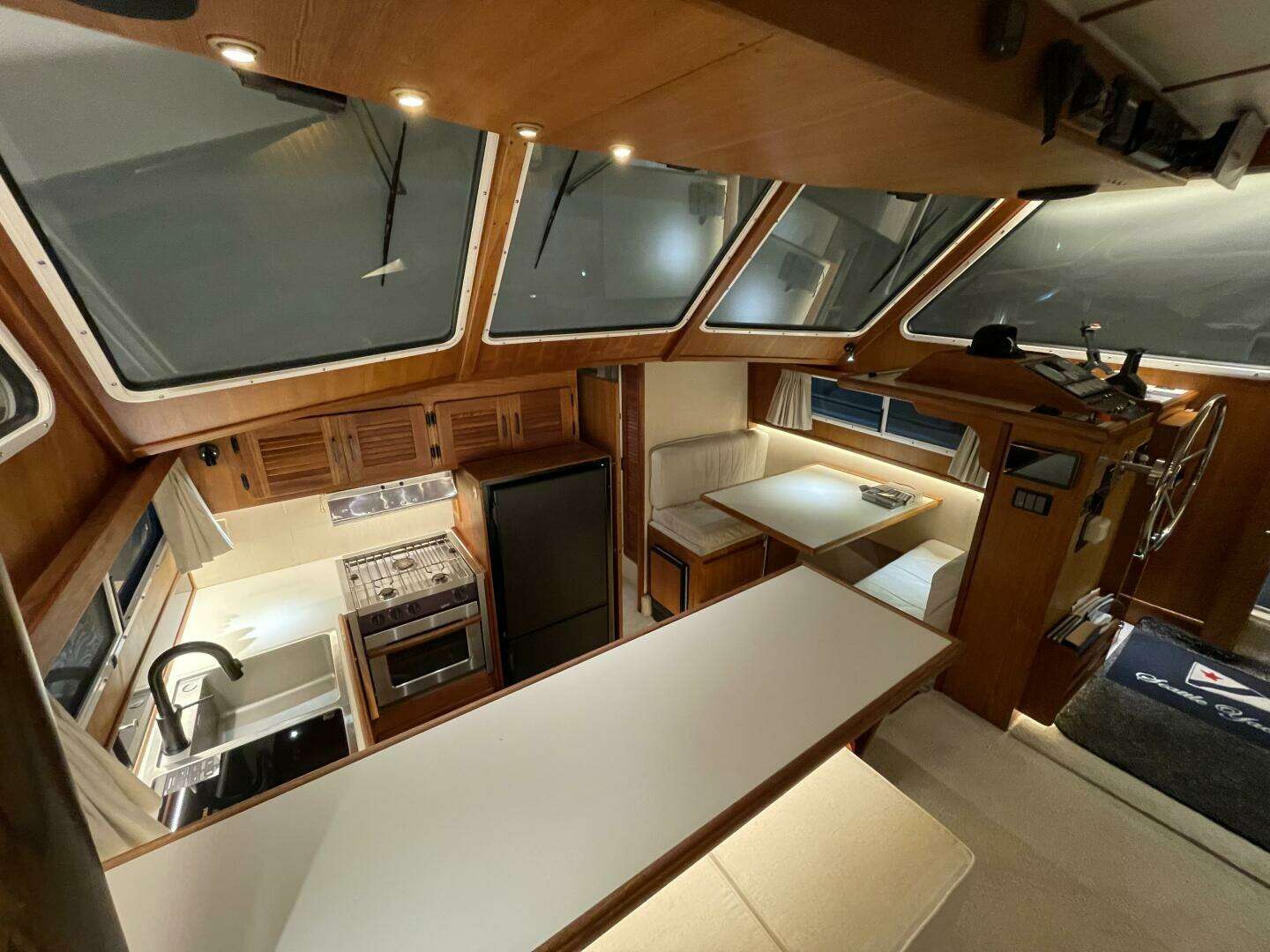 1991 Tollycraft 48 - Image 28