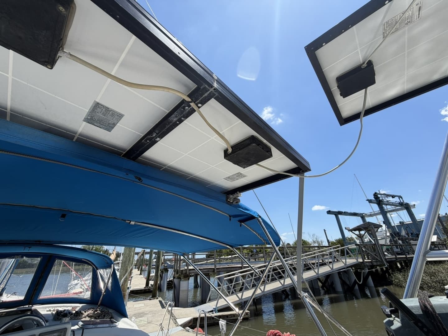 2006 Beneteau 423 - Image 28