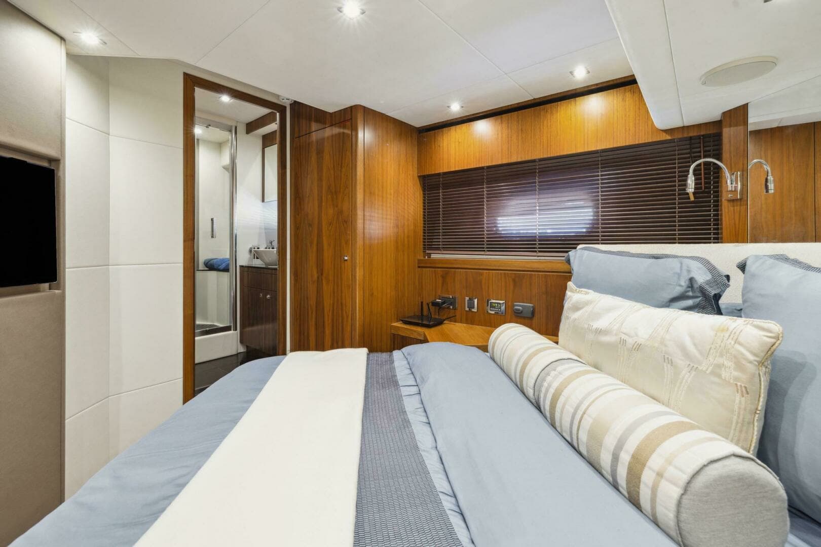2014 Sunseeker Manhattan 73 - Image 32