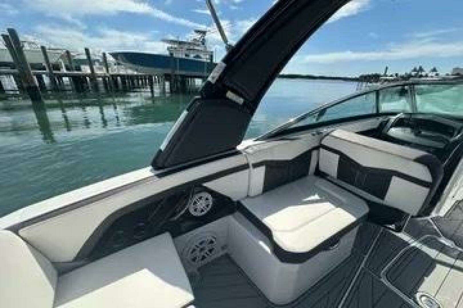 2023 Monterey 275SS - Image 5