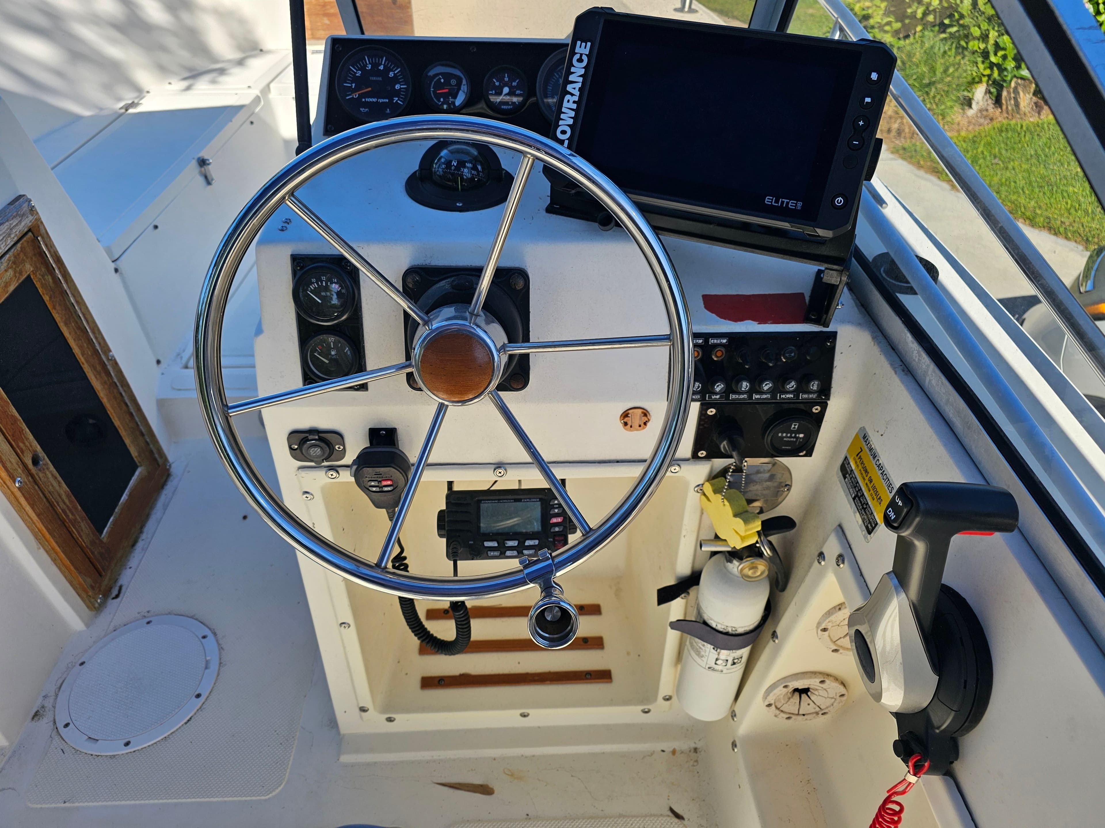 1990 Hydra-Sports 2000 DC - 5