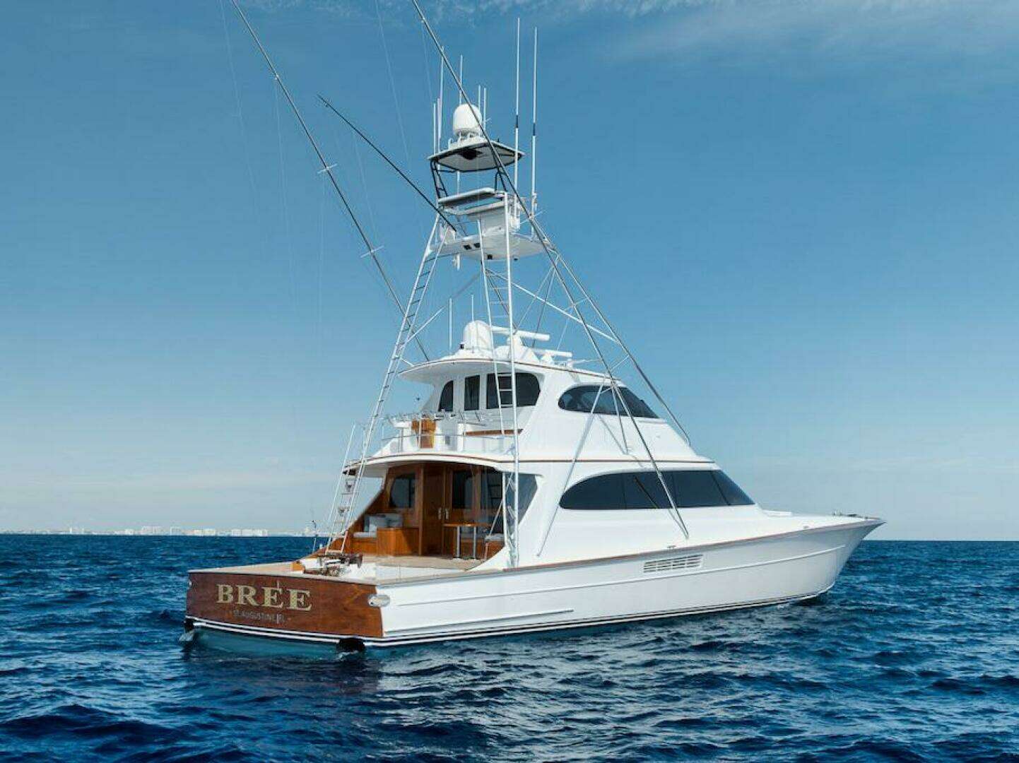 2016 Merritt 86' Enclosed Flybridge - Image 5