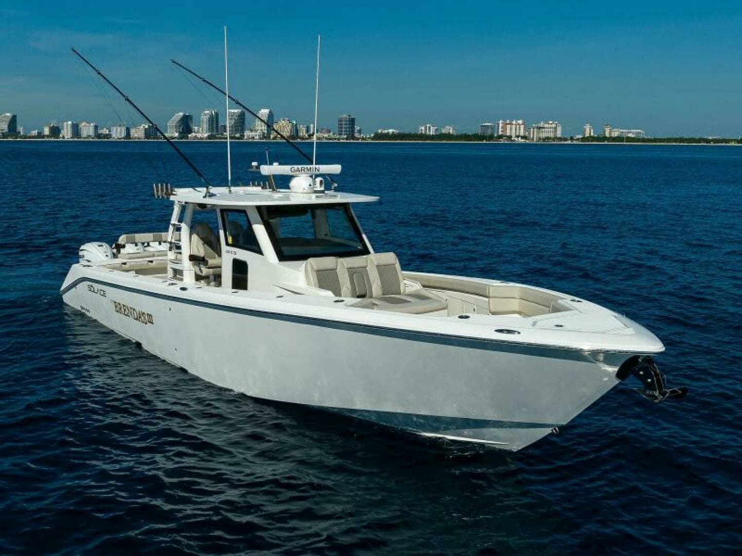 2021 Solace Center Console - Image 25
