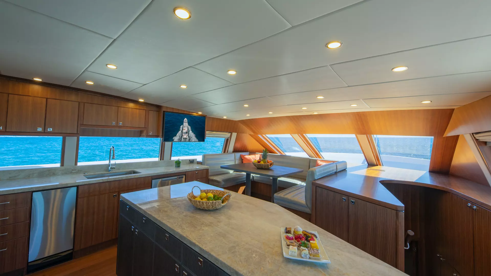 2026 Hargrave Raised Pilothouse - Image 34