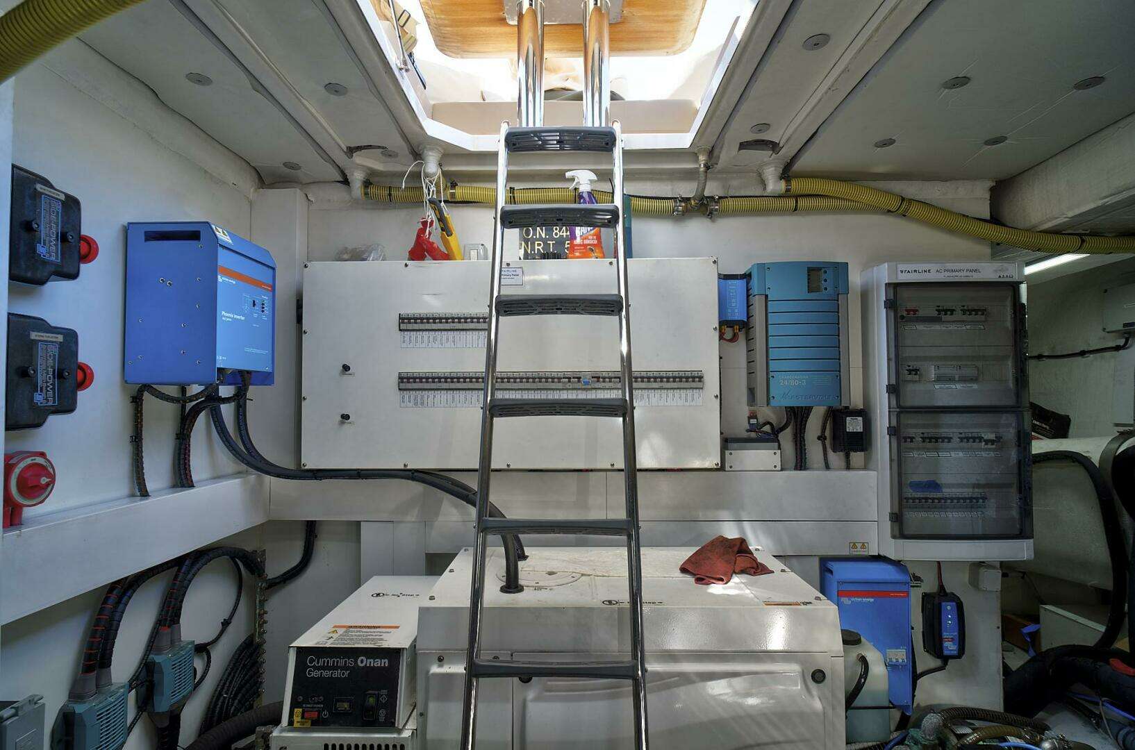 2021 Fairline Squadron 68 - Image 42