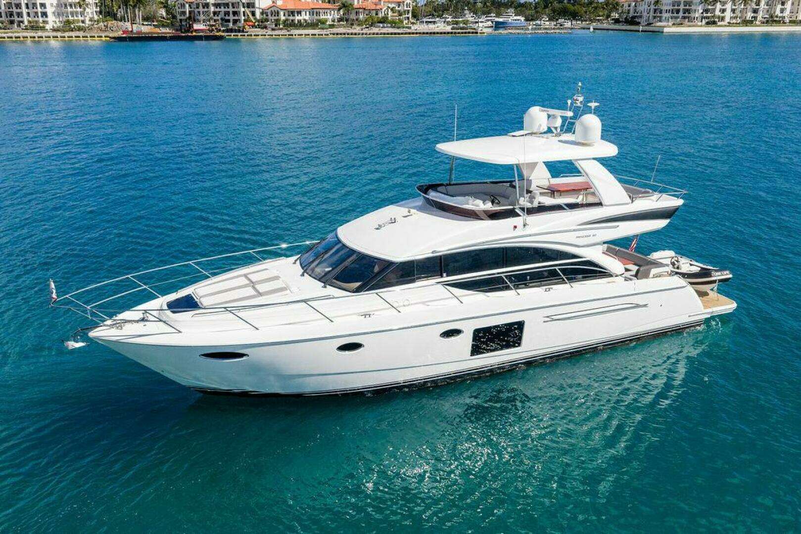 2016 Princess 60 Flybridge Motor Yacht - Image 7