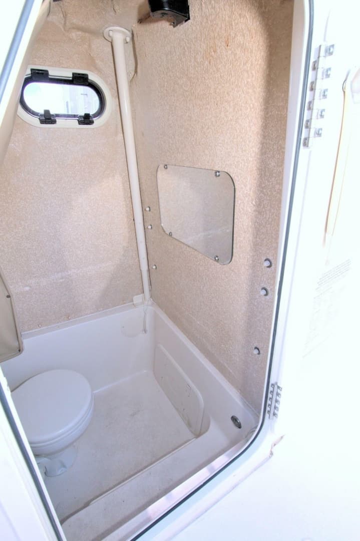 2018 Sea Chaser 27 HFC CC - Image 12