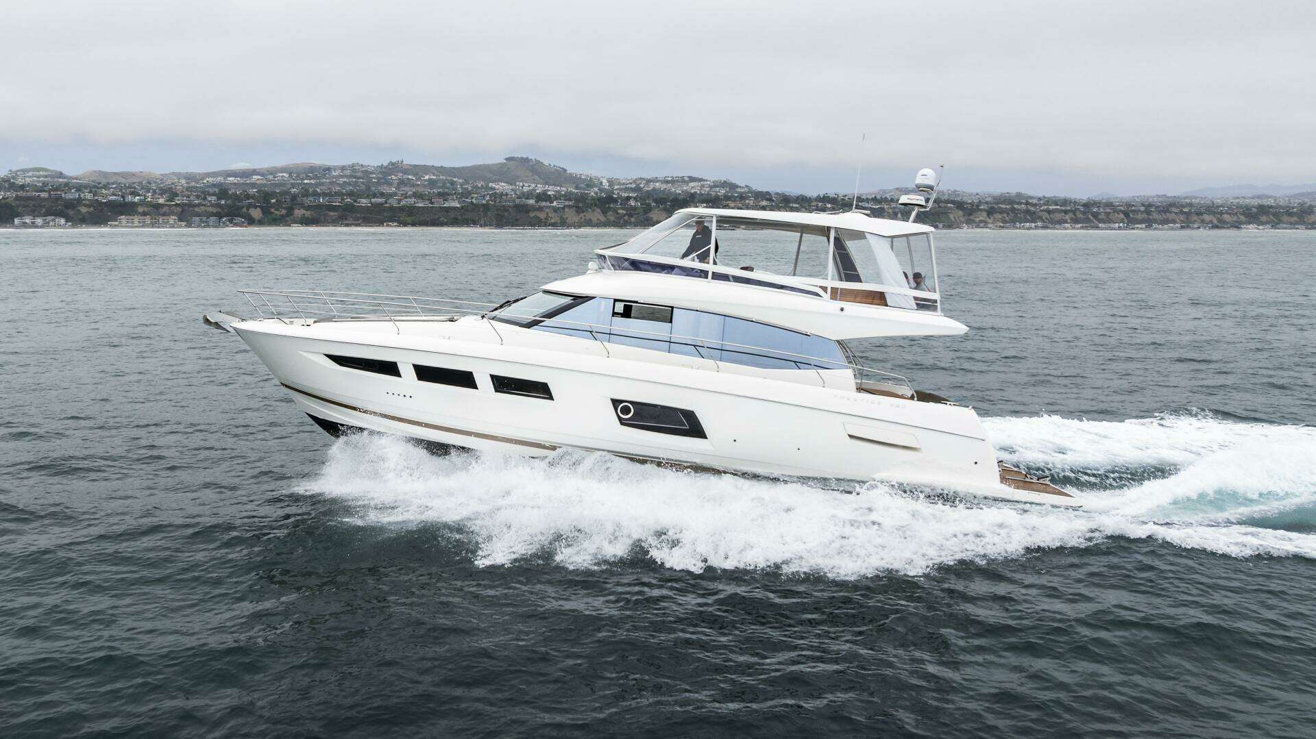 2018 Prestige 560 - Image 5