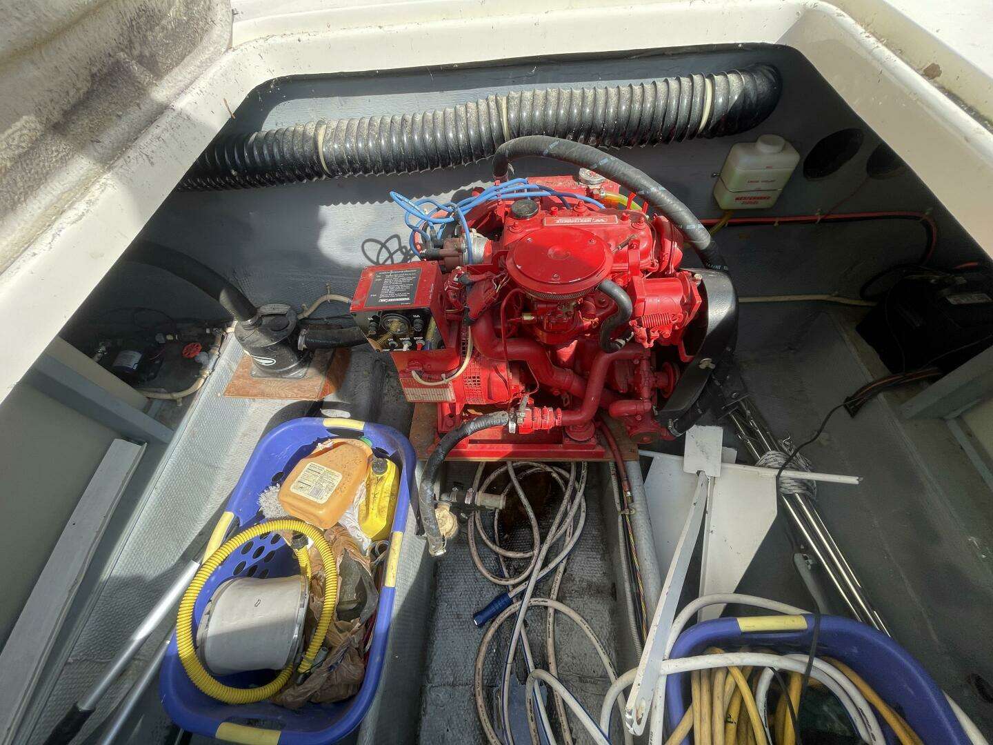 1989 Silverton 37 Convertible - Image 14