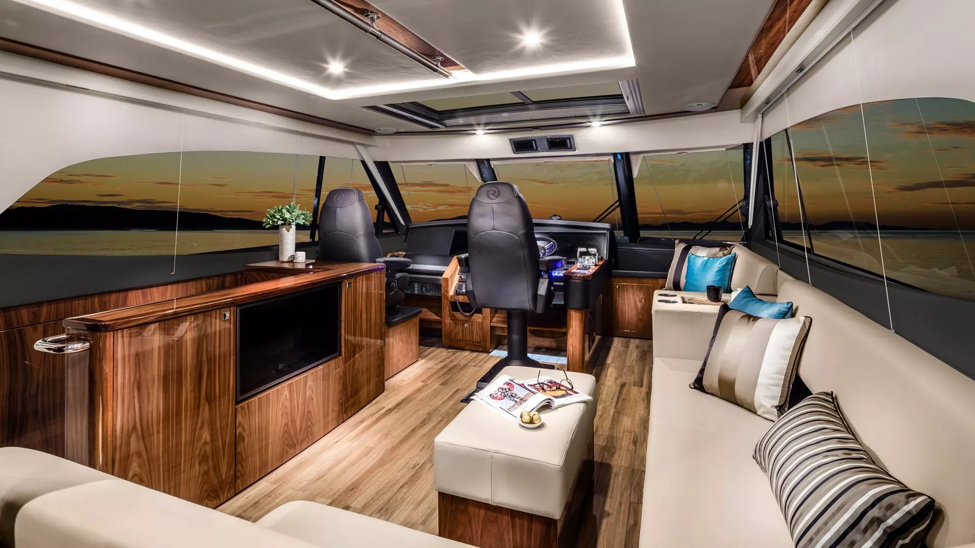 2026 Riviera 68 Sports Motor Yacht - Image 3