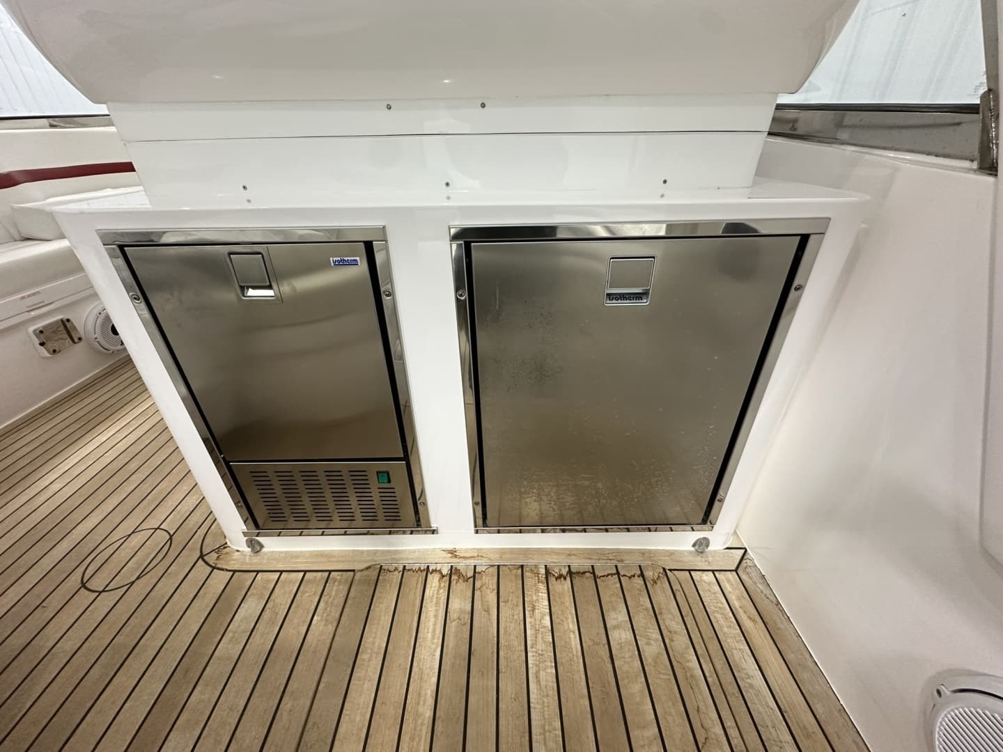 2020 Intrepid 475 Sport Yacht - Image 24