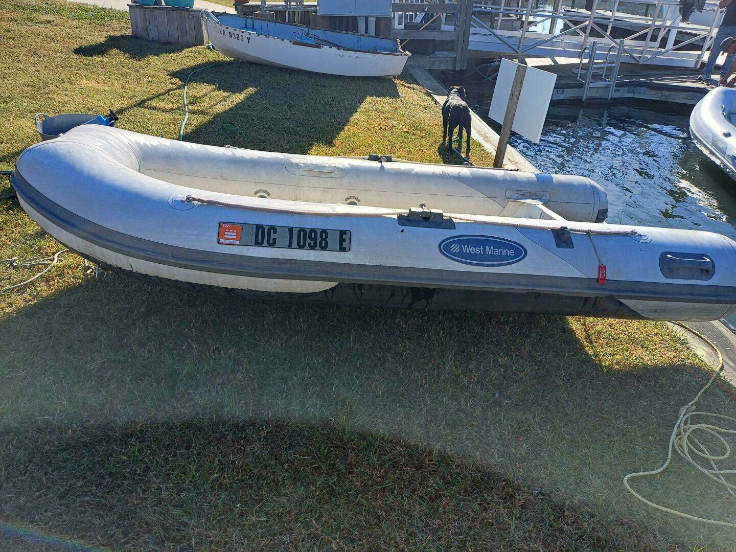 2001 Beneteau 393 - Image 48