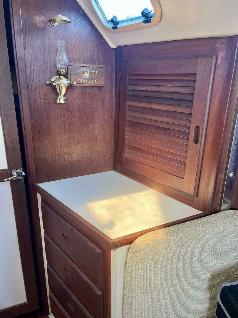 1986 Catalina 36 - Image 16