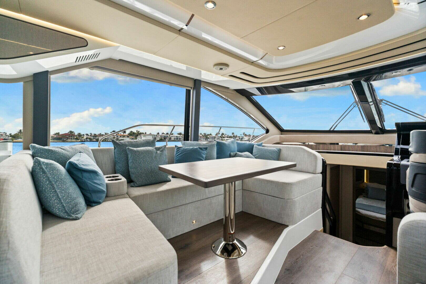 2026 Cruisers Yachts 57 FLY - Image 30