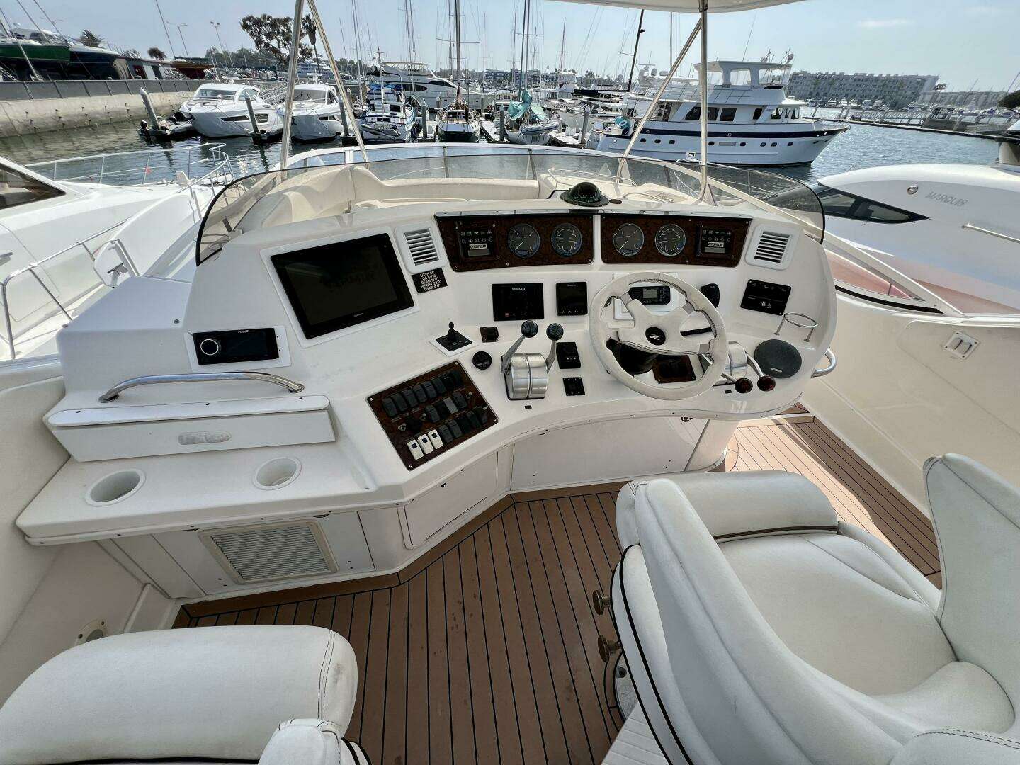 2002 Sea Ray 560 Sedan Cruiser - Image 21