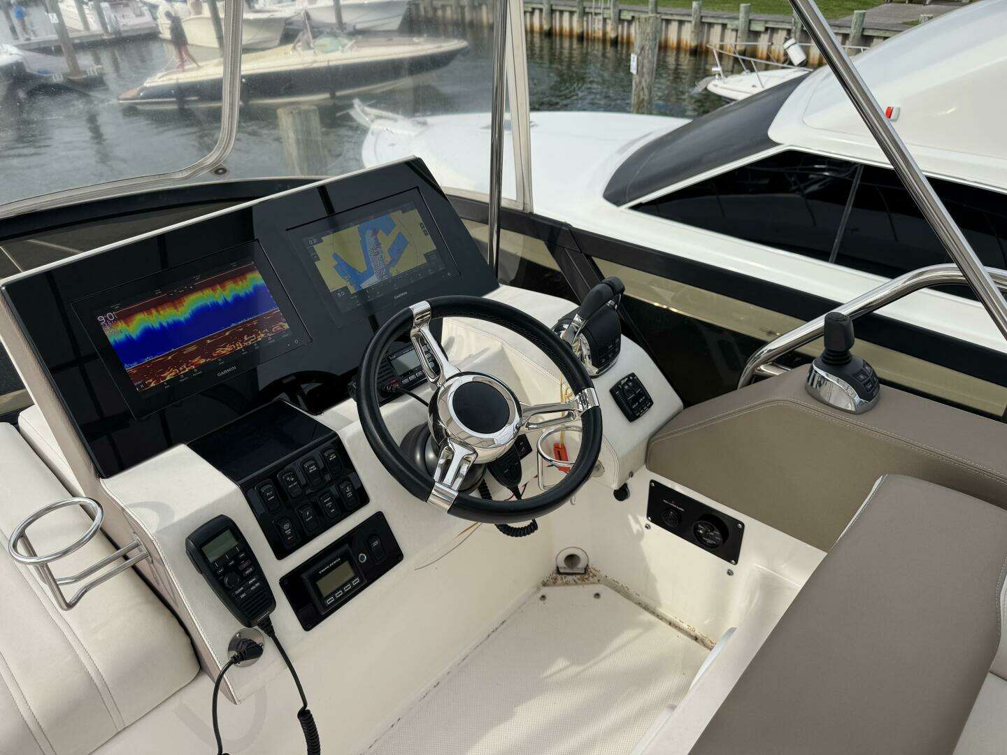 2017 Regal 42 Fly - Image 52