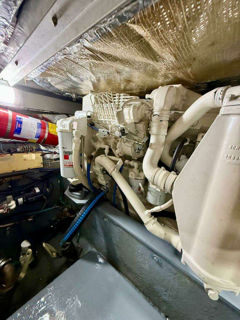 1997 Sea Ray 400 Sedan Bridge - Image 72