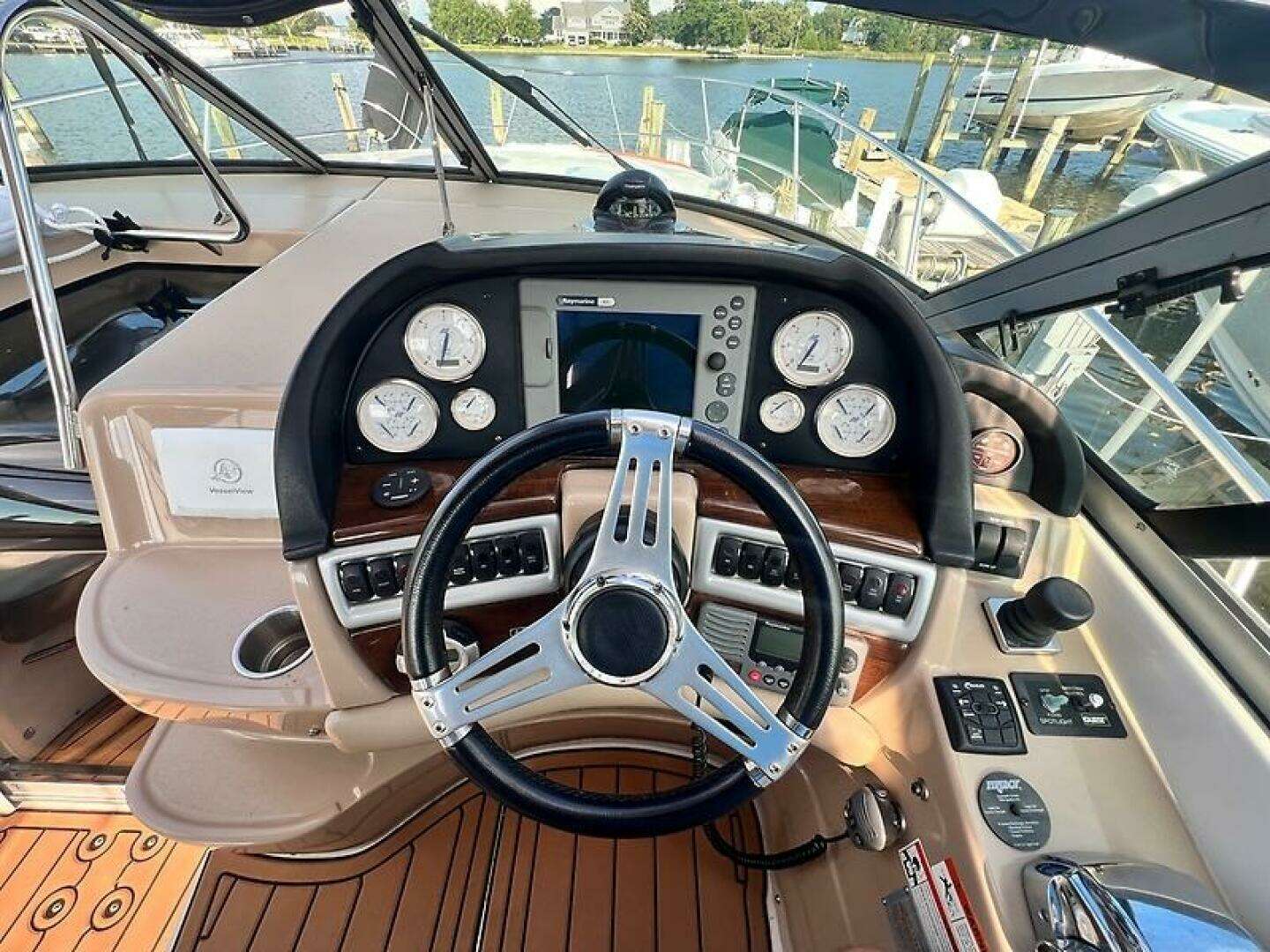 2009 Four Winns V338 - Image 19
