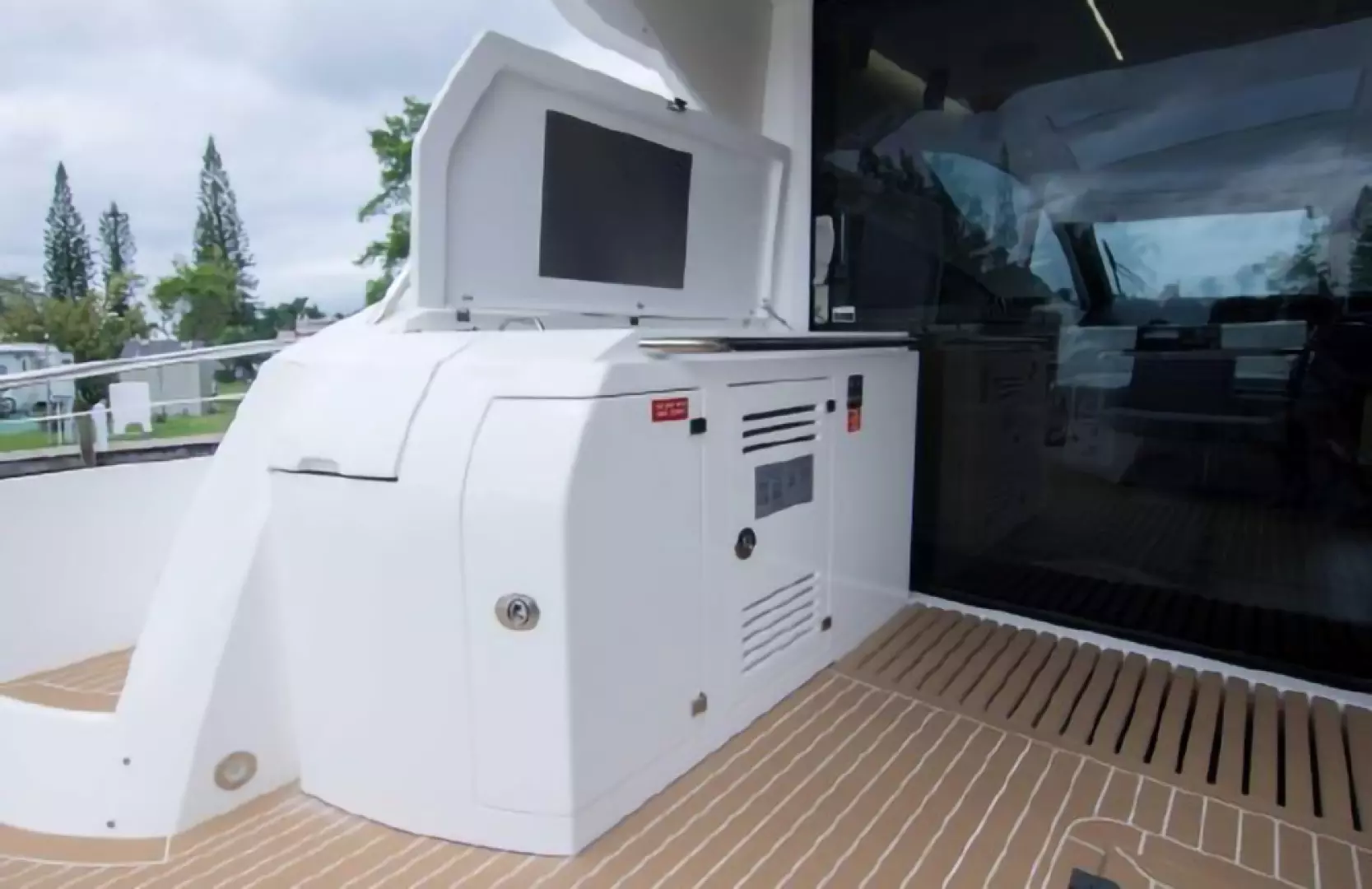 2018 Sunseeker Predator - Image 12