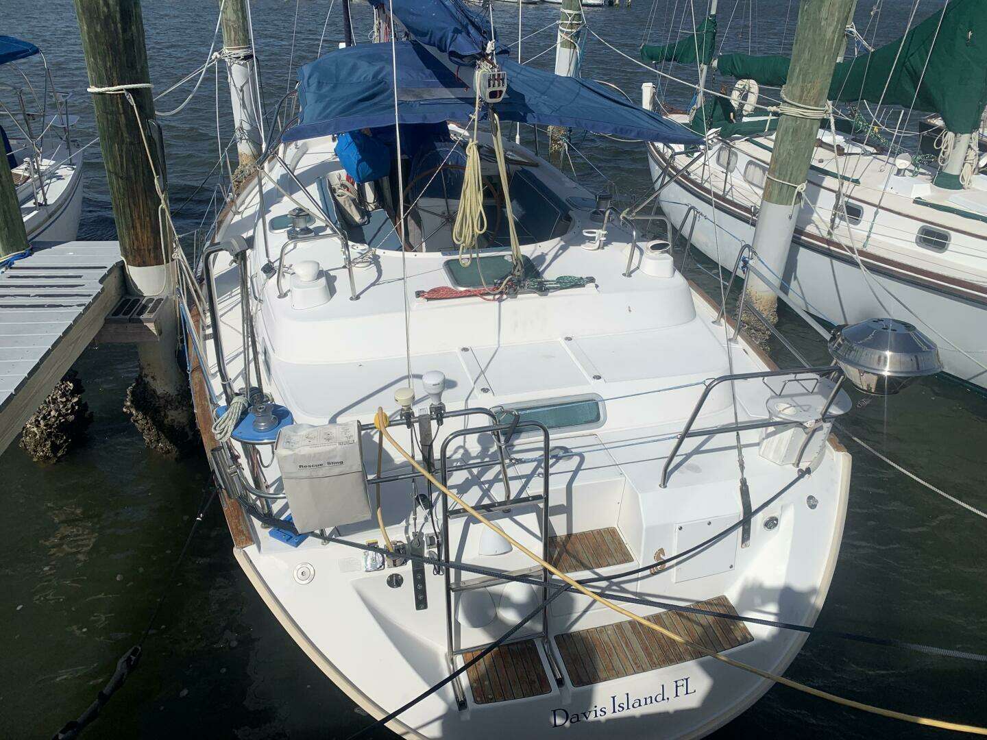 2000 Beneteau 36 Center Cockpit - Image 6