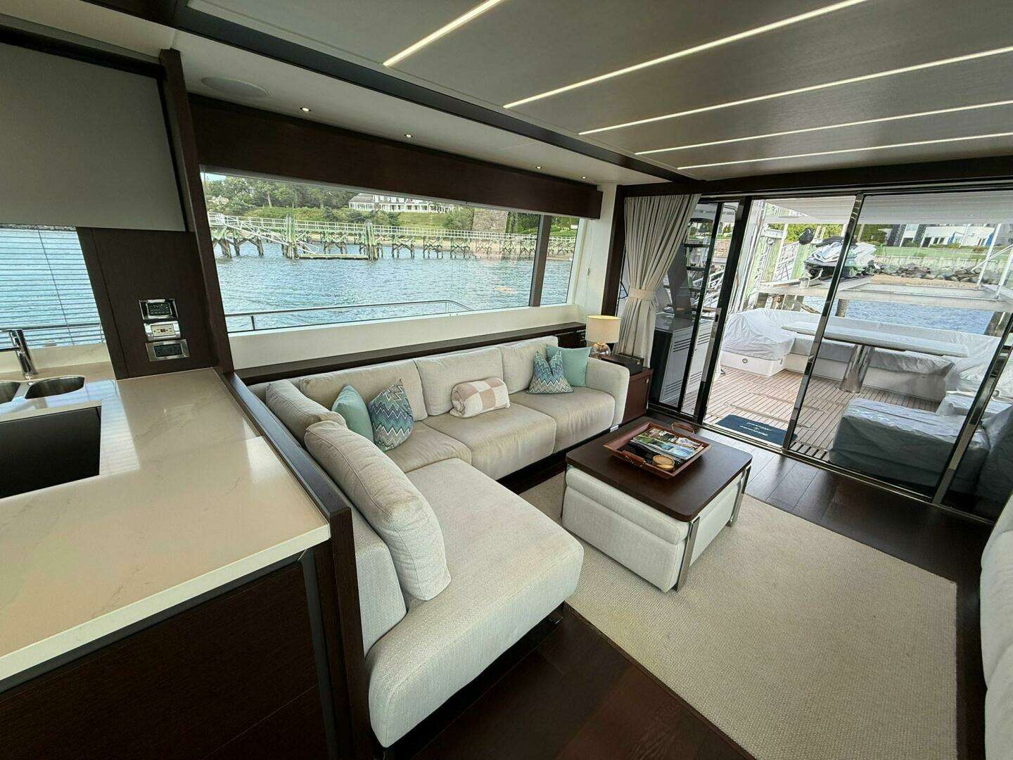 2021 Sunseeker 76 Yacht - Image 28