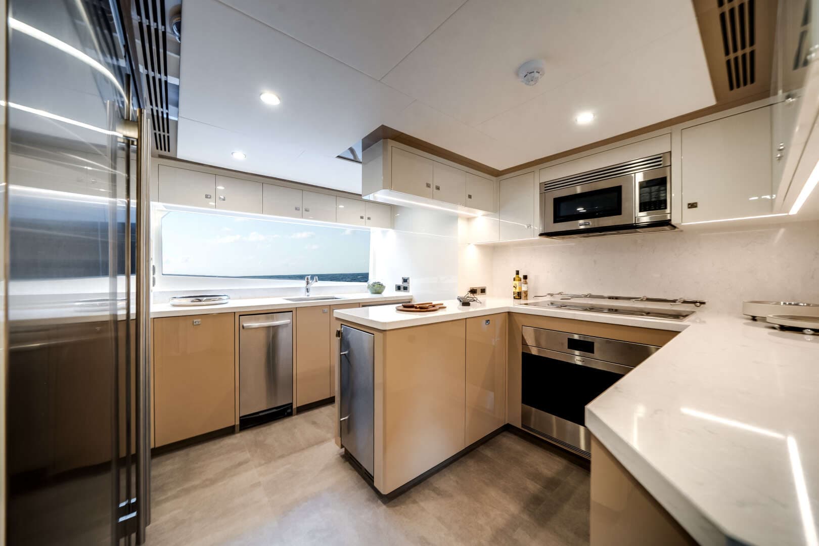 2026 Ocean Alexander 30R - Image 29