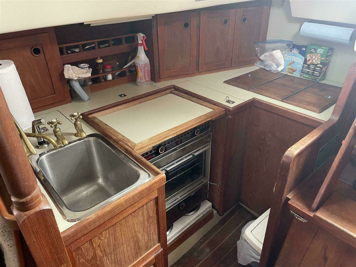 1989 Bayfield 36 Cutter - Image 49